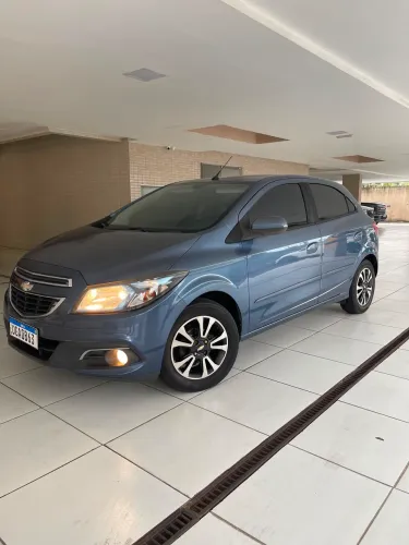 Chevrolet Onix Hatch LTZ 1.4 8V Flex Power Aut. 4P 2015