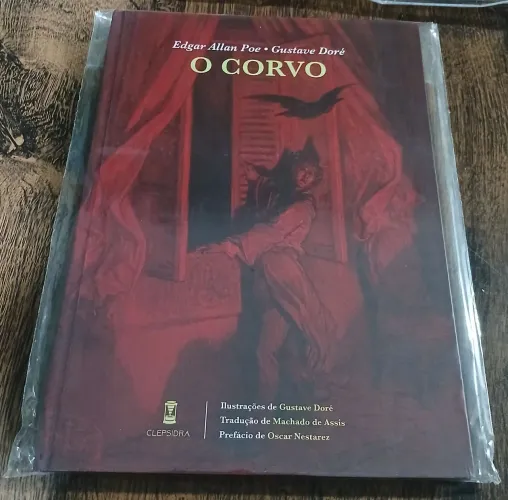 Livro Edgar Allan Poe: O Corvo, ilustrado por Gustave Doré (Clepsidra, seminovo)