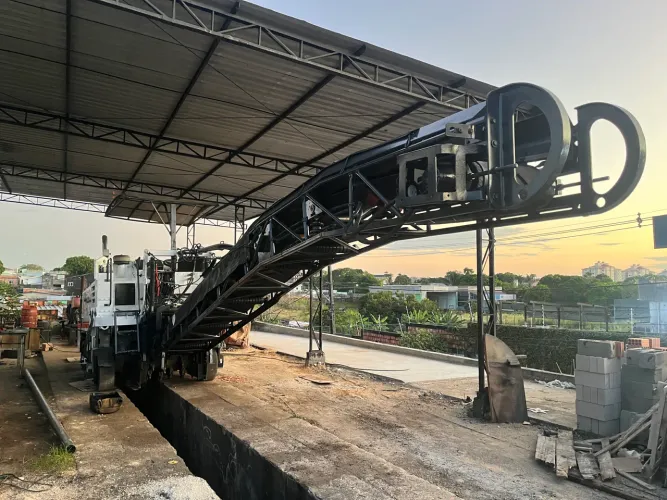 Fresadora de asfalto WIRTGEN W1000