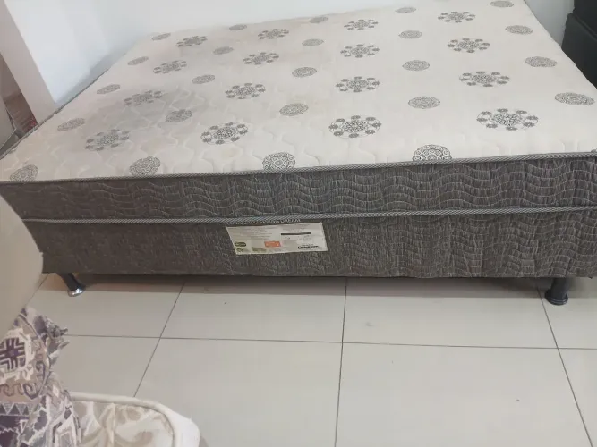 Cama box conjugada de casal ( $$ 300 ) *