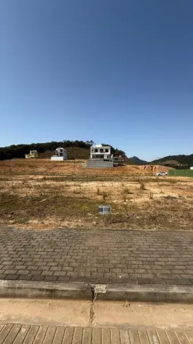 Terreno em Condomínio à venda no Colinas De Camboriú