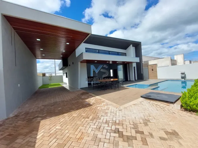 Casa à venda no Condomínio Porto Ingá em Porto Rico PR
