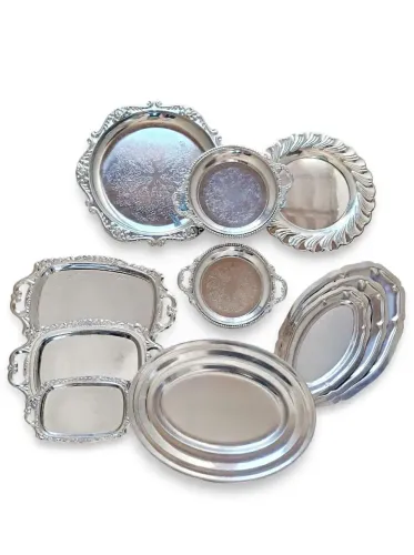 Lote 11 Bandejas Inox Vintage Ornamentadas com Alça - Anos 80 Excelente Estado