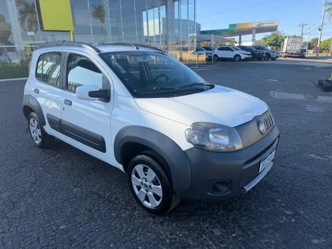 Fiat Uno WAY Celeb. 1.0 EVO Fire Flex 8V 5P 2014