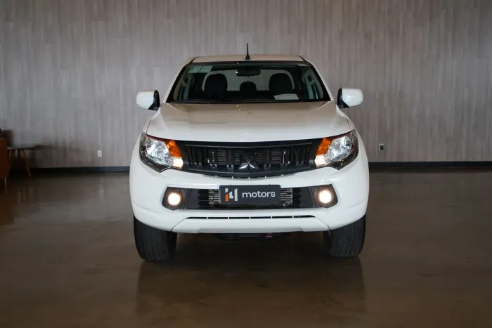 Mitsubishi L200 Tri. Outd. GLX 2.4 CD 4X4 Die. MEC 2022