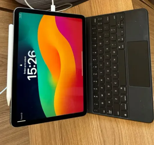 Kit iPad Air M2 (1TB + 5G) + Caneta + Teclado - Estado de Zero