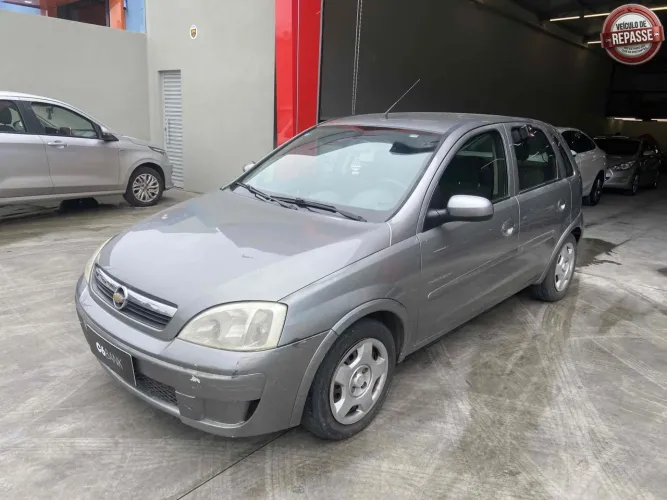Chevrolet Corsa Hat. Premium 1.4 8V Econoflex 5P 2009