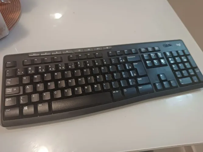Teclado Bluetooth Logitech K270
