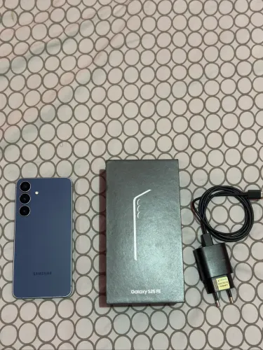 Samsung Galaxy S25 fe
