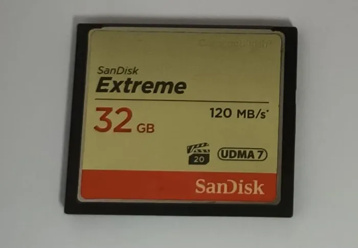 Cartão Compact Flash 32GB - Sandisk Extreme