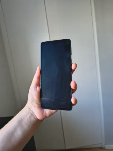 Motorola Edge 20
