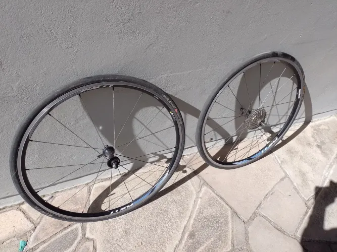 Rodas speed Shimano RS 11