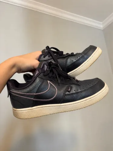 Tênis Nike Court Vision azul e roxo | Tam: 35