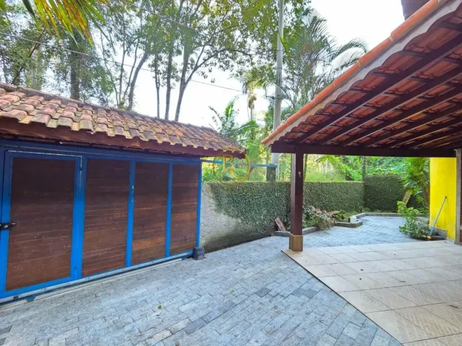 Casa com 3 quartos para alugar, 210 m² por R$ 6.200/mês - Serra da Cantareira - Mairiporã/