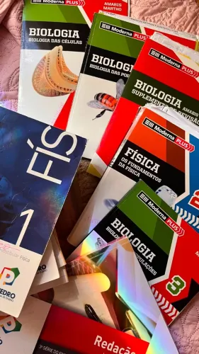 ?Livros usados do Ensino Médio - Ótimos para ENEM e vestibulares?