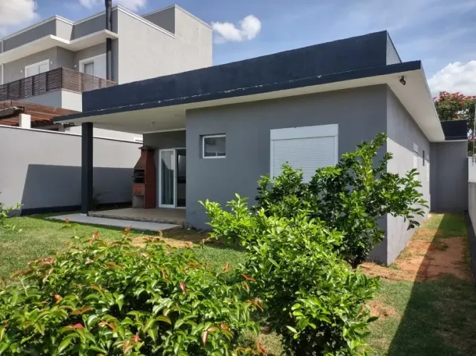 Casa térrea à venda no Condomínio Villa Verona, em Sorocaba -SP