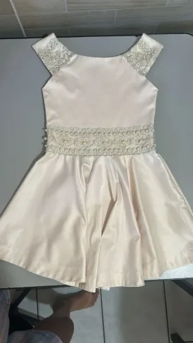 Vestido Infantil de Festa Bege Champanhe com Bordados