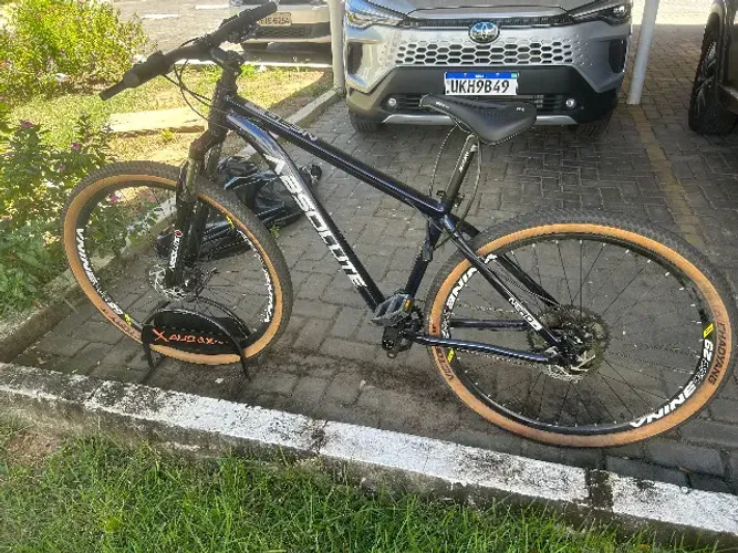Vendo uma Bike Absolute Nero 5 aro 29 quadro 17 conservada
