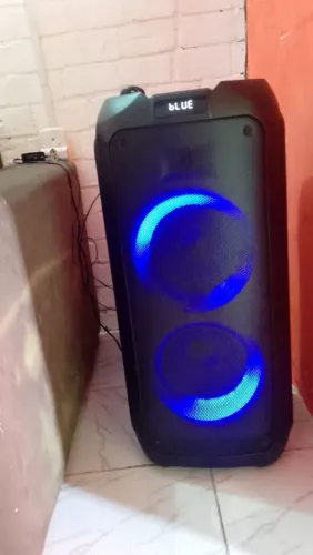Caixa de som 1300 Watts 