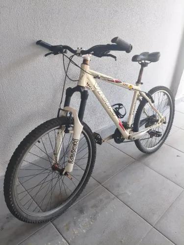 Bicicleta Aro 26 - PRA VENDER RÁPIDO