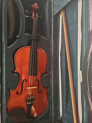 Violino Eagle VE 441