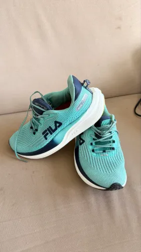 Tênis Fila Speedzone novinho R$300