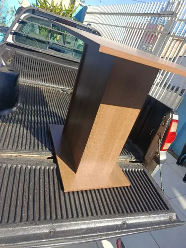 Tampo de mesa 1mt, amadeirado em boas condições