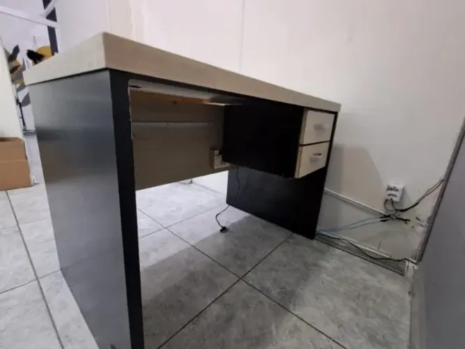 MESA DE ESCRITÓRIO MDF COM 2 GAVETAS