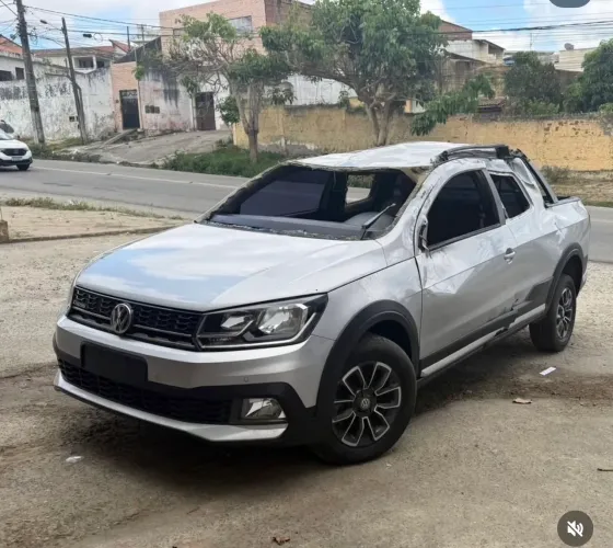  Saveiro Cross sucata 
