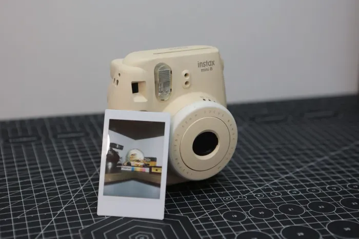 Câmera instantânea fuji instax mini 8