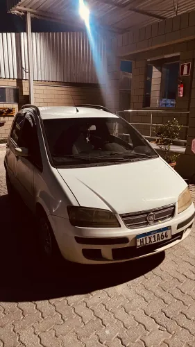 Fiat Idea ELX 1.4 MPI Fire Flex 8V 5P 2009