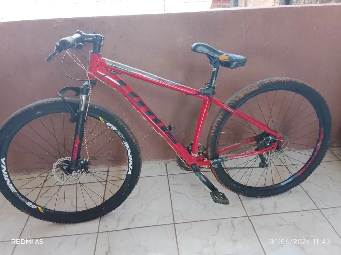 Vende-se ou trocouma bicicleta aro 29 por um celular 