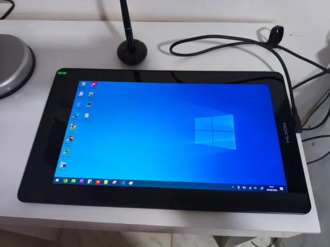 Mesa Digitalizadora Huion Kamvas 16 (2021) com Tela - Excelente Estado