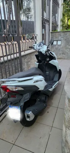 Moto Honda Elite Única Dona abaixo FIP