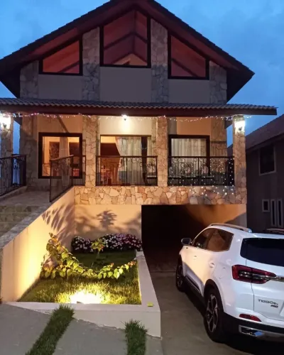Casa com 4 dormitórios à venda, 286 m² por R$ 1.100.000,00 - Centro - Bananeiras/PB