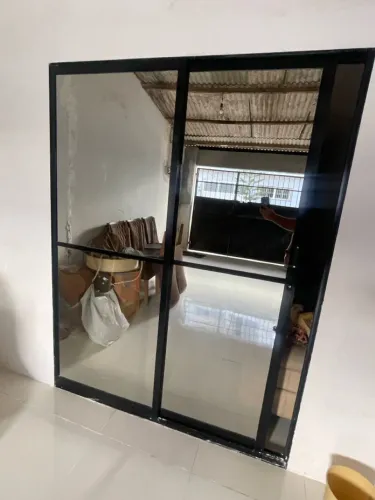 Porta c/ vidro Reflex 1,60x2,10 NOVA