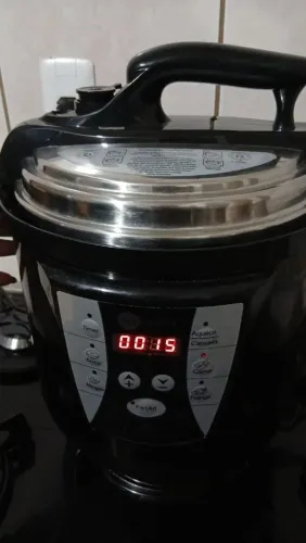 Panela elétrica de pressao 