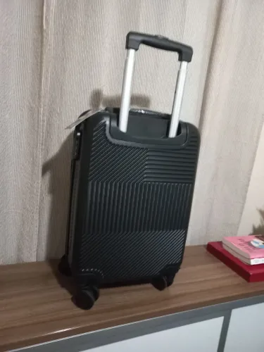 Mala YINS PRETA, NOVA, NUNCA USADA