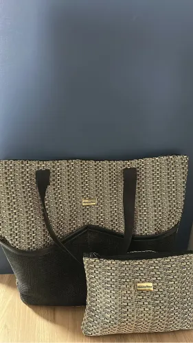Bolsa de praia da morena Rosa com necesserie