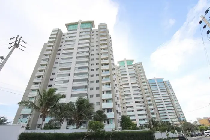 Ed. Living Resort ! apartamento com 4 quartos sendo 3 suítes, lavabo, varanda com churrasq