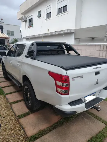 Mitsubishi L200 Triton Sport GLS 2.4 CD Diesel Aut. 2021