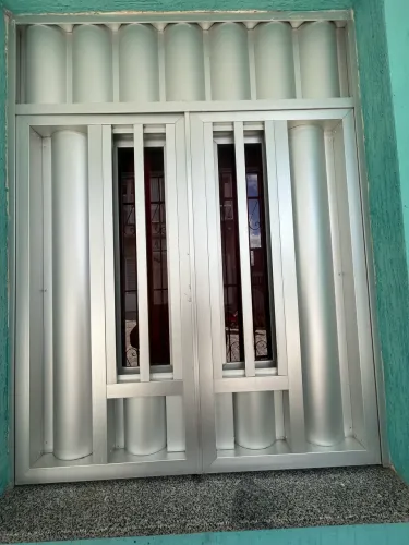 Janela de alumínio