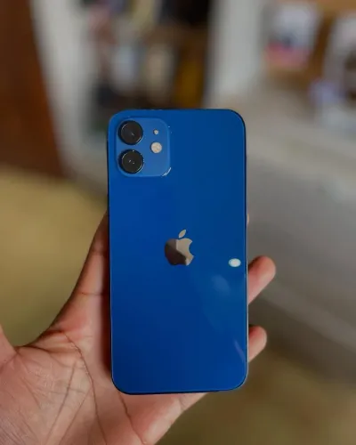 iPhone 12