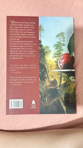 Livro longe daqui
