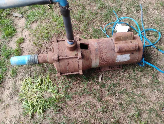Vende-se motobomba