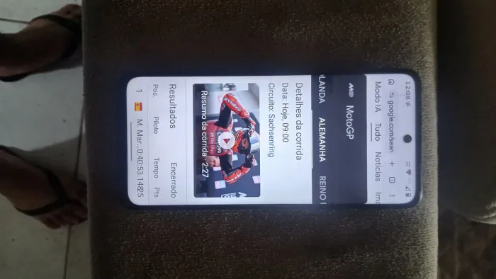 Vendo telefone motog56 junto fone Bluetooth