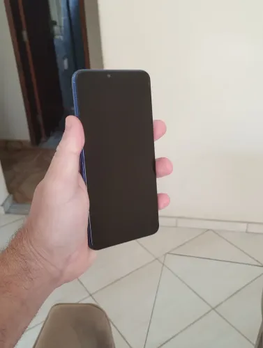 Vende-se Celular Xiaomi Mi 8 lite ( 128 Giga Memória )