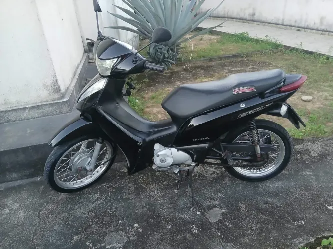 VENDO OU TROCO HONDA BIZ 2013 ABAIXO DA FIPE