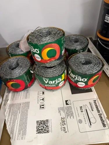 Arame farpado Varjão 400m