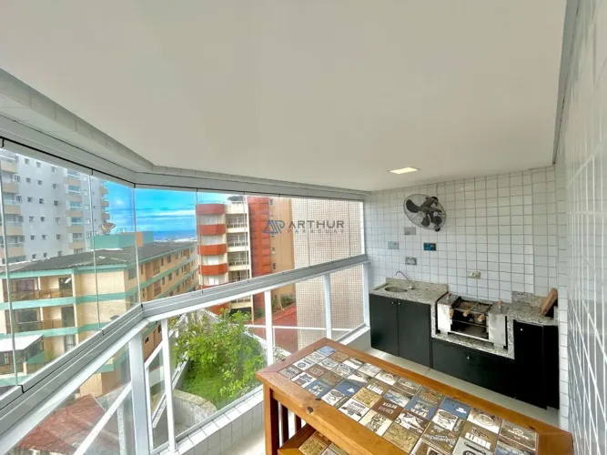 Apartamento à venda em Praia Grande mobiliado com vista mar sendo 2 dorms